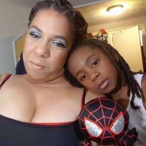 Meet your Posher, Elisa